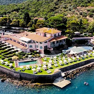 4* Hotel Domizia